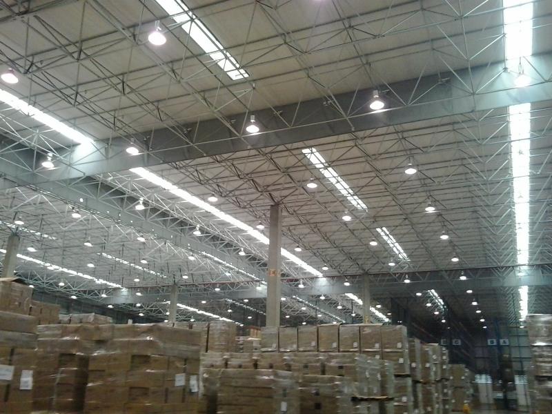 Imagem ilustrativa de ILUMINAÇÃO DE AMBIENTES INDUSTRIAIS